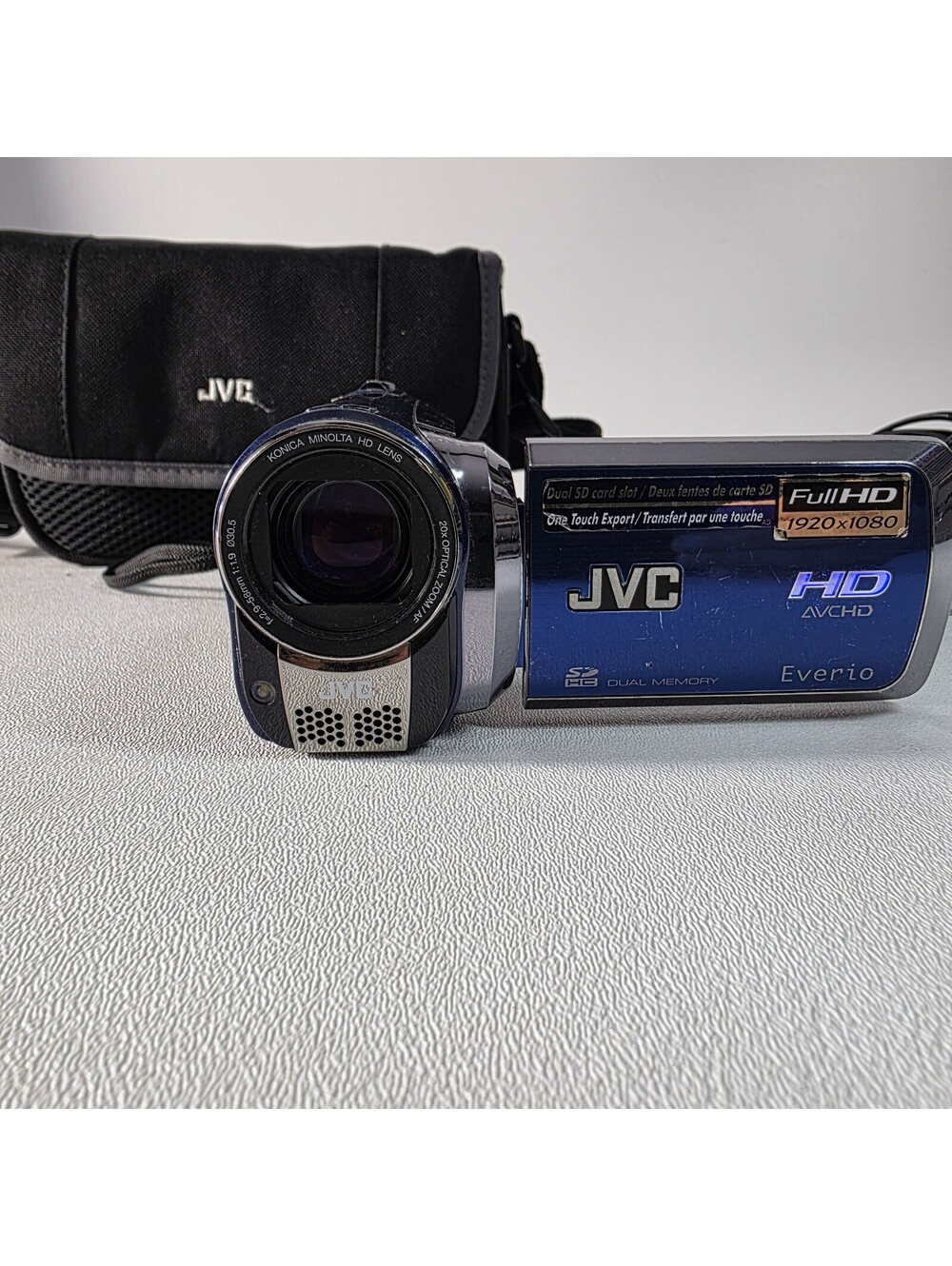 JVC Everio GZ-HM200AU Turns On Black Screen